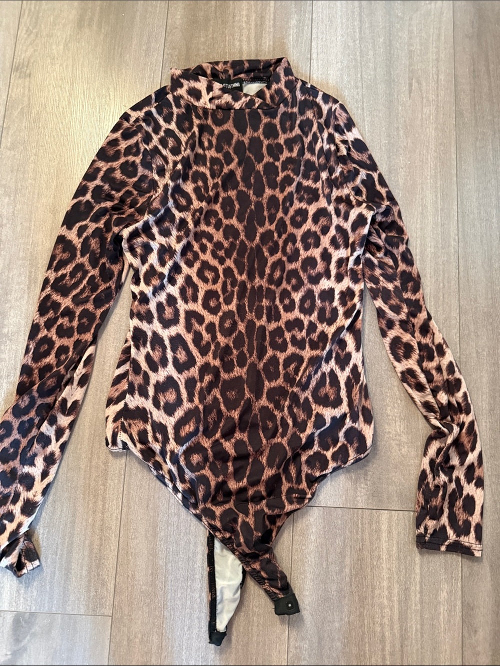 PrettyLittleThing Leopard Print Long Sleeve Bodysuit - Brown